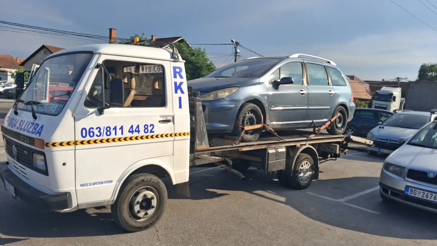 Prevoz automobila Surčin